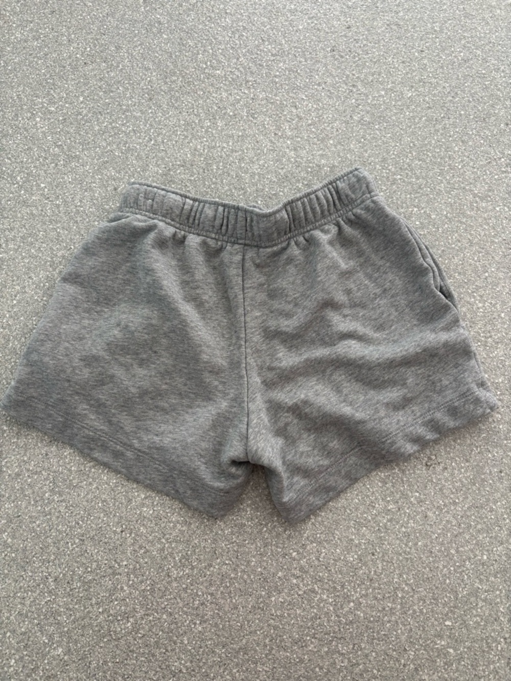 Nike Sportswear Club Fleece shorts size xs - Picture 3 of 4